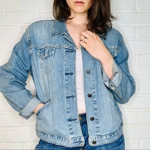 Levi’s Light Med Wash Denim Blue Jean Jacket XL